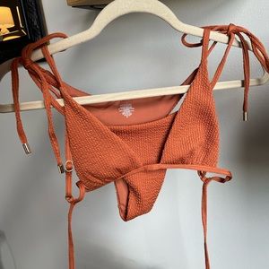 Monday swimwear bikini set